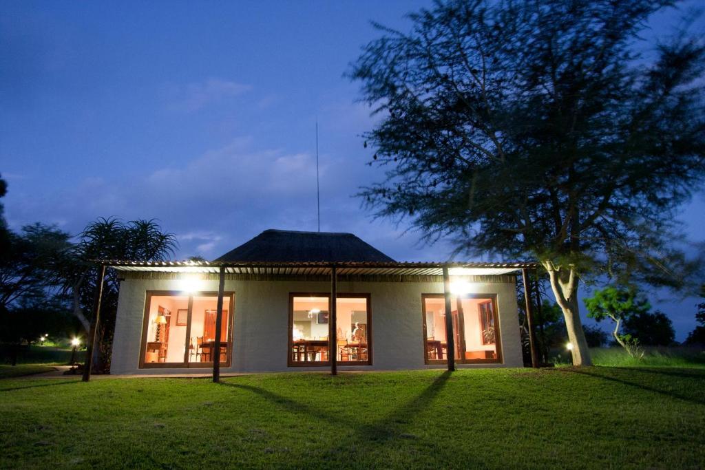 Zululand Safari Lodge Hluhluwe Bagian luar foto